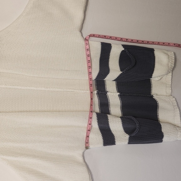 Fresh Produce White Grey Loose Knit Slouchy Front Pockets Cardigan Size XS/S - Picture 10 of 14